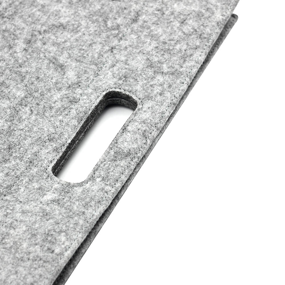 The Kit Wool Laptop Sleeve Bag 15-inch