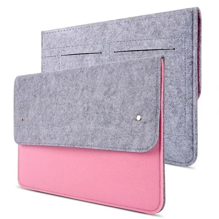 The Clutch Laptop Sleeve 15-inch