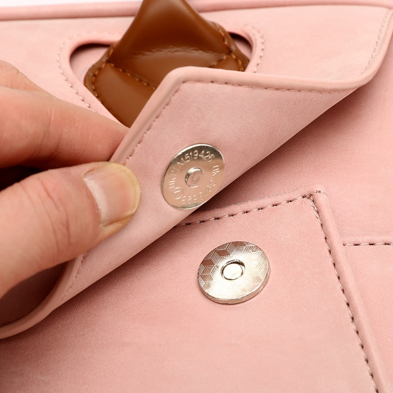 The Messenger Tote Laptop Bag for Women 13-inch